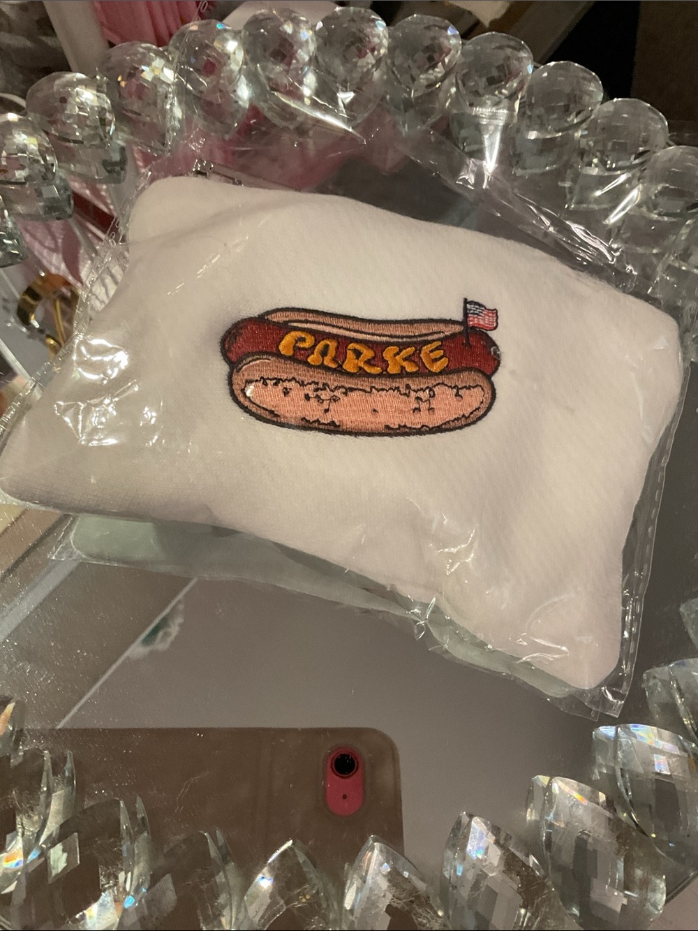 Parke Hotdog Claw Clip with Pouch